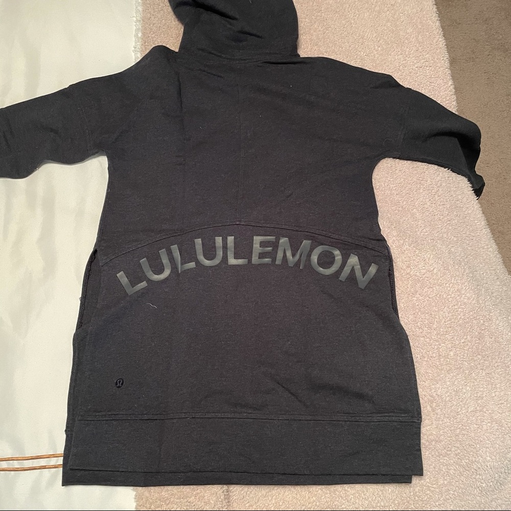 Lululemon Sweatshirt